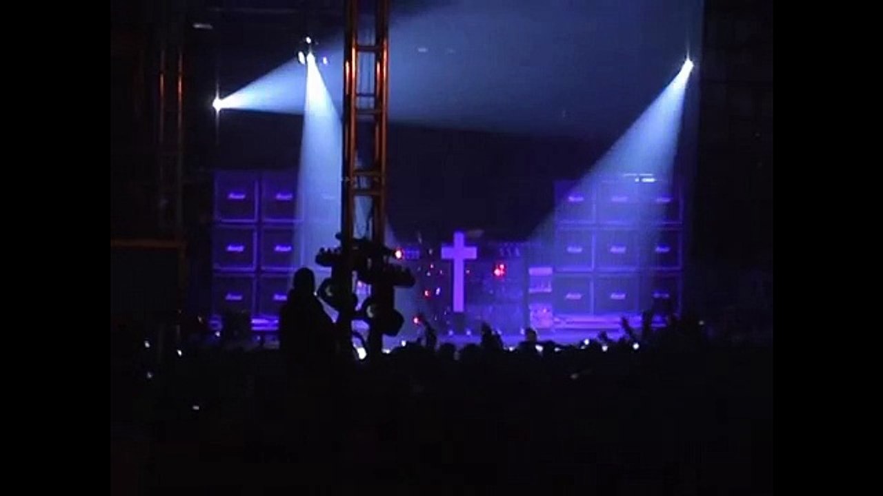 2008 08 18 Justice LIVE @ Sziget