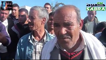 احتجاج أهالي المخصومة أمام مقر ولاية القيروان على خلفية مشكل عقاري "هنشير   المزرعة