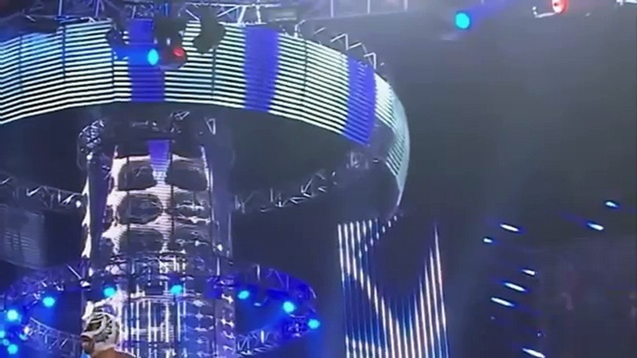 Rey Mysterio vs Batista at surviver series friends against each other