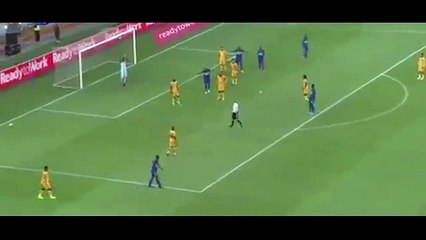 l'arbitre expulse le ramasseur de balle