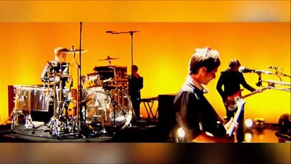 Muse - Knights of Cydonia, London 4Music, 06/27/2006