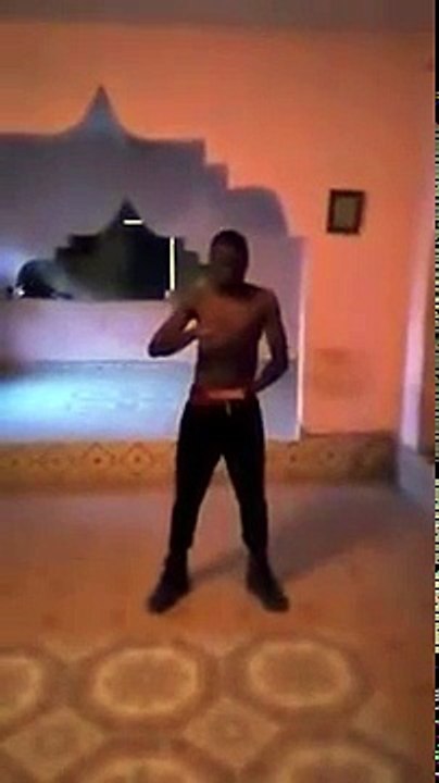 NEW CHRIS BROWN GRASS AINT GREENER  MOVES IN KENYA HITTING TRENDING KENYA SINGING INDUSTRY