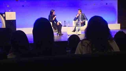 Gobierno y empresas apuestan por el turismo de compras en España