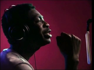 Vous n'avez certainement jamais vu Youssou Ndour jouer au football