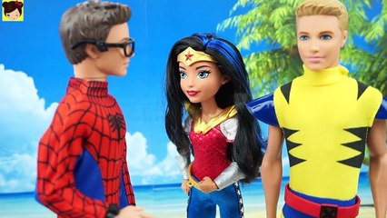 Frozen Elsa Embarazada de Spiderman - Elsa tiene un Bebe del Hombre Araña en Español