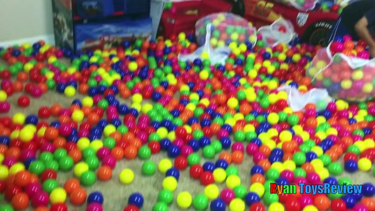 BALL PIT SURPRISE Family Fun Building Ball Pit in our house with Toys for Kids Indoor Activities