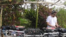 Moka Silvy DJ Set - Quarto/Fresta