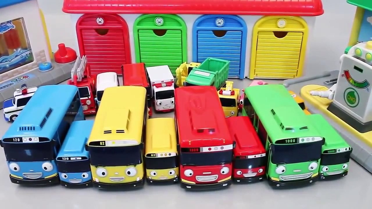 Póngase en Tayo la poli juguetes Poco autobús Robocar Tayo El autobús Juguetes de coches