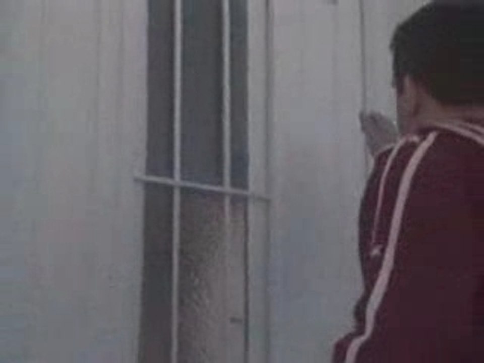 Les nuls - je vais chier chez mes voisins