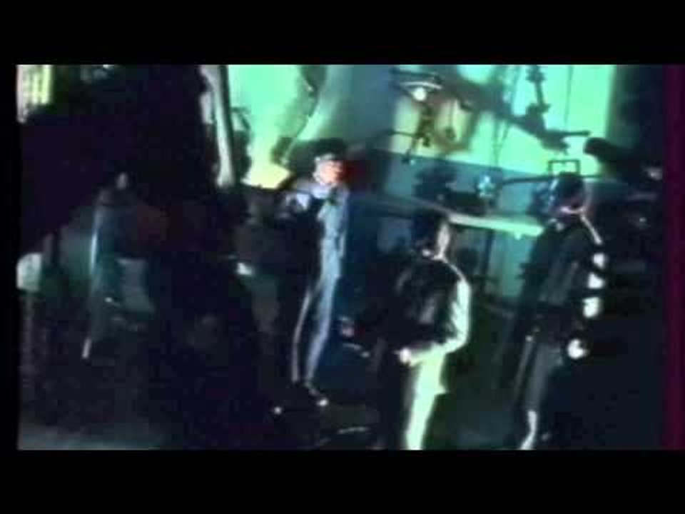 Publicité TV - Feu Vert "La flaque d'huile" - 1991