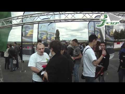 Accueil des participants - JCup Magny-Cours 2011