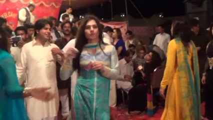 Latest chahat and ragni dance - yar mere di akhiyan dake - best shemale dance ever