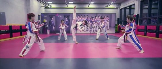 [EXID(이엑스아이디)] HOT PINK 핫핑크 Taekwondo ver.
