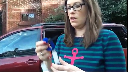 Cette fille de 9 ans trouve une solution au problème des enfants oubliés dans les voitures. C'est génial !