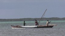 Les océans se vident et les pêcheurs kényans doivent s'adapter