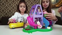 Peppa Pig Weebles Wobbily Playhouse part3