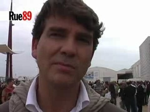 Université d'été du PS: Montebourg et Sarkozy