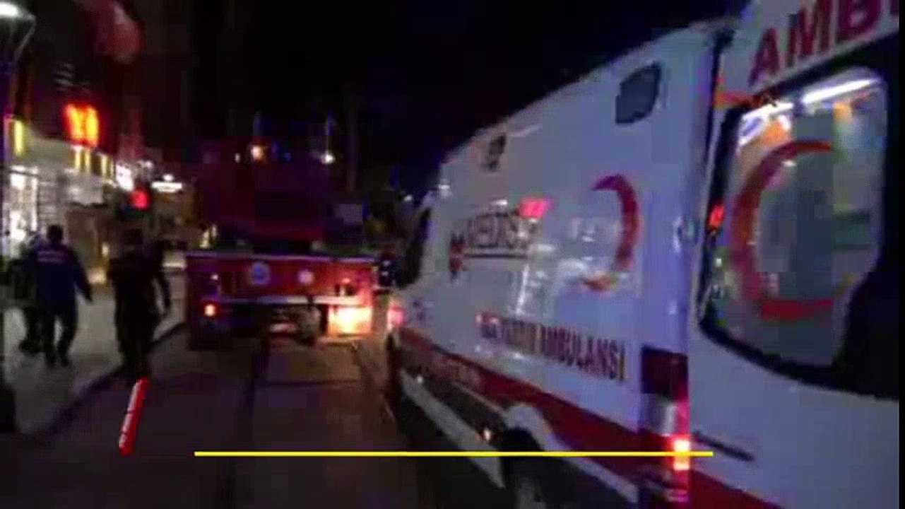 Antalya'da alışveriş merkezinde yangın çıktı