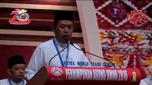 Umno Youth delegate brings up rising cost of living in front of Najib