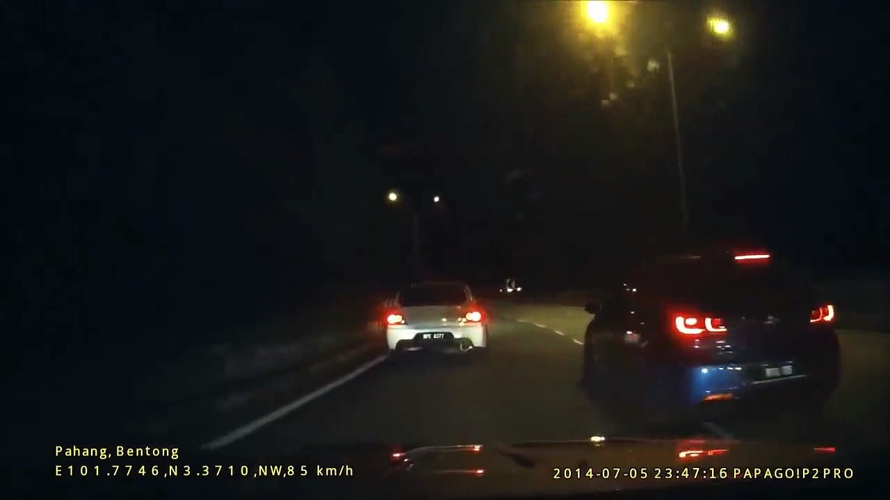 Evo X vs Evo IX Insane street racing