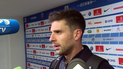 Paris SG - Thiago Motta: "Cavani ne doit pas chercher à répondre aux critiques"