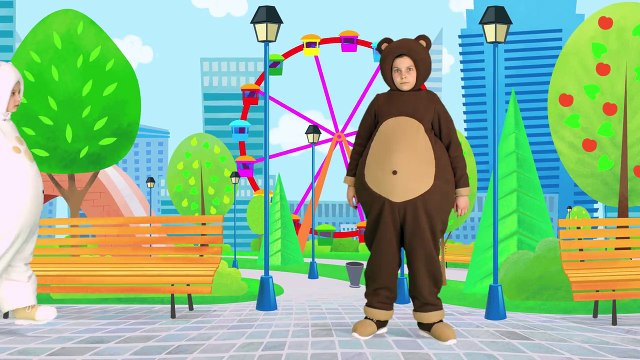 ТРИ МЕДВЕДЯ - ТРИ ВЕСЕЛЫХ МИШКИ Плюш Снежок Тишка - веселая детская песенка