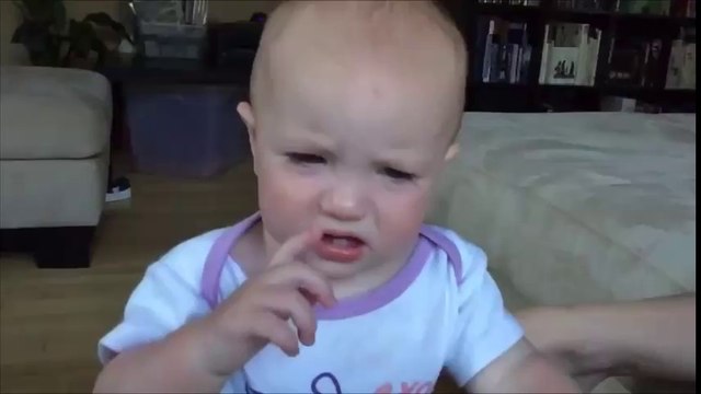 La vidéo au ralenti de ce bébé en pleurs va bien vous faire rire