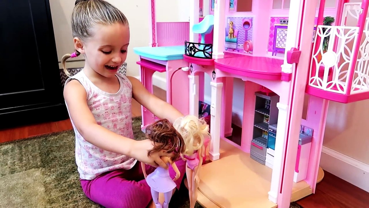 Giant Spider Attacks Girl Sleeping Compilation - Kids Toy Review - MaddaKenz Extended Cut