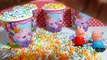 Vasos sorpresa de Peppa pig llenos de huevos sorpresa y juguetes cubiertos con bolitas de colores