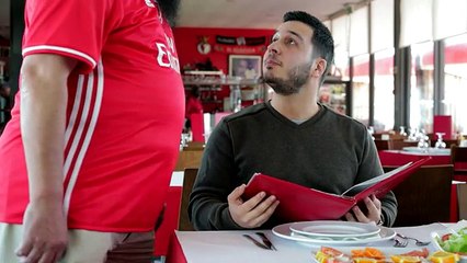 O anúncio do jogo do Benfica na Champions que provocou polémica