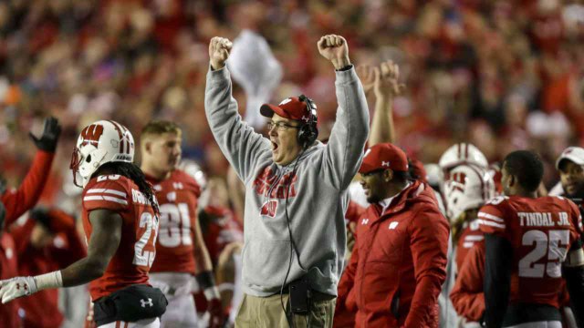 Oates: Better Shot, Badgers or Packers?