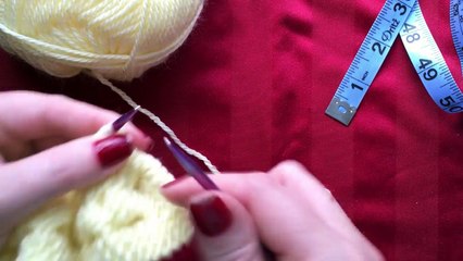 Gorrito con pretina de trenza para bebe (0 - 3 meses)