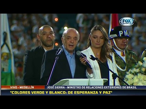 HINCHAS COLOMBIANOS HOMENAJEARON A CHAPECOENSE