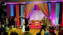 Shakar Wandaan Re Mendhi Dance