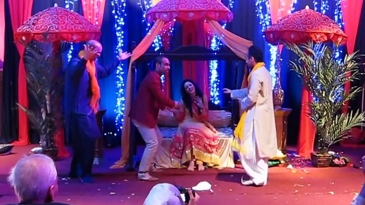 Best Mendhi Dance Ever! Yasir and Amina -Bride side dance part2