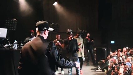 Renato Sanches a dar show ao lado de Ribéry e Alaba no concerto do rapper MHD