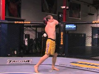 UFC II C - Medicine-Ball Cross Woodchop