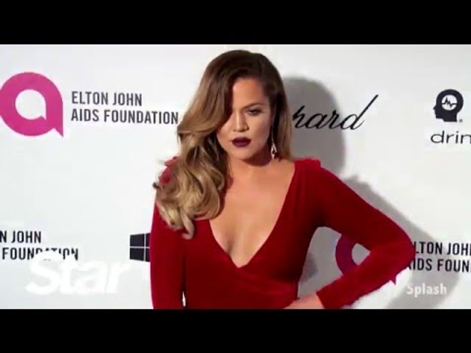 Khloe Kardashian Blasts Kim Kardashian With A M...