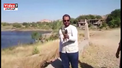 بالفيديو..محميات أسوان تطلق سراح "صقر شاهين" عقب ضبطه مع صياد