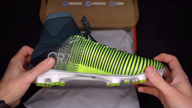 2017 Cristiano Ronaldo Nike Mercurial Superfly V CR7 - Football Boots