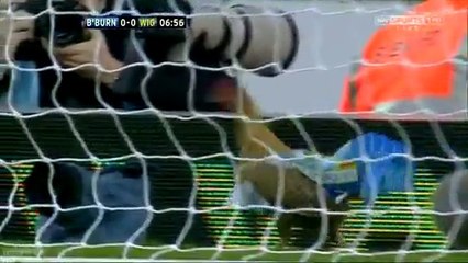 Maç Esnasında Sahaya Tavuk Girdi