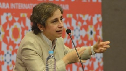 Aristegui instó a los jóvenes a buscar en sí mismos soluciones para el país