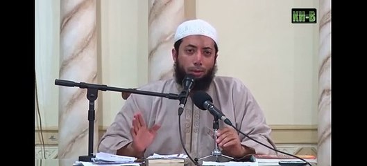 Apakah hukum berniaga pada majlis sambutan tahun baru