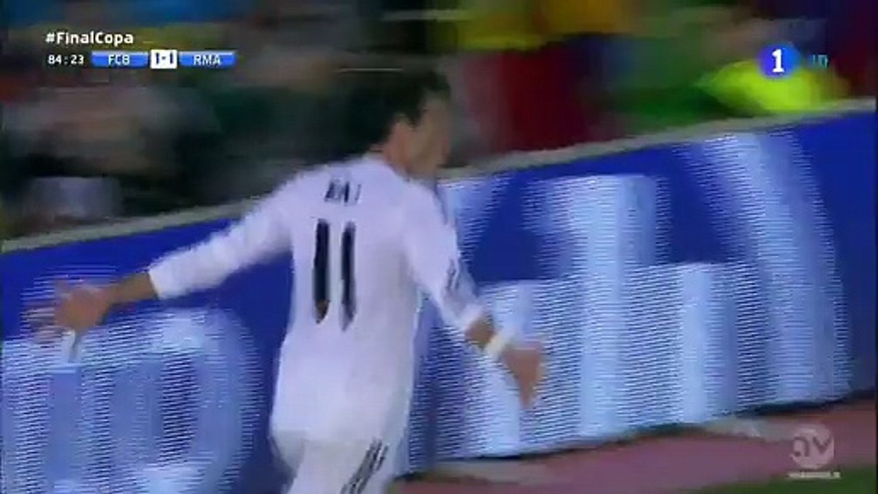 Barcelona_1_vs_Real_Madrid_2_2014_Final_Copa_Del_Rey_Gareth_Bale_Amazing_Goal_2