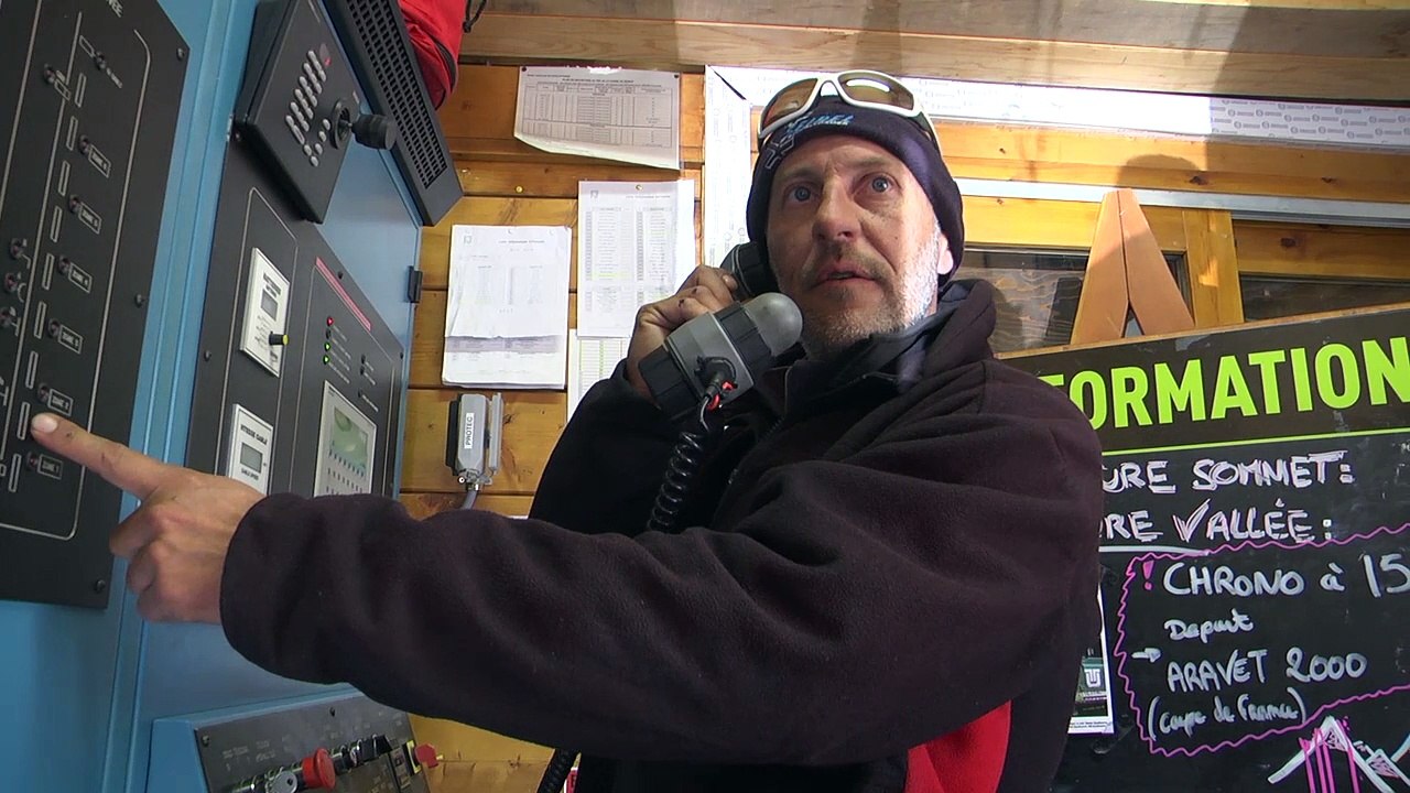 D!CI TV : Hautes-Alpes : Les acteurs de Serre-Che à pied d'oeuvre à quelques heures de l'ouverture des pistes