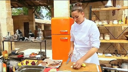 Une candidate d'Objectif Top Chef fond en larmes devant un proche - Regardez