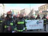 Napoli - I Vigili del Fuoco in piazza per i diritti (01.12.16)