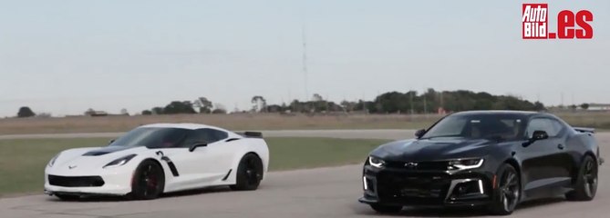 VÍDEO: Drag Race: Camaro ZL1 contra Corvette Z06