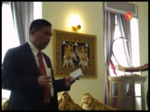 Minister Leads discussion about migrant workers