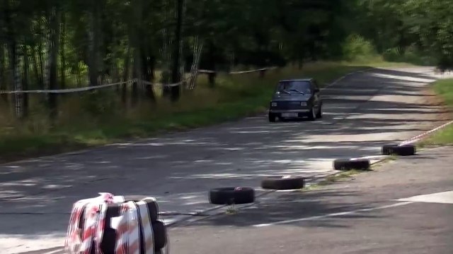 Fiat 126p with Honda CBR 900 RR engine